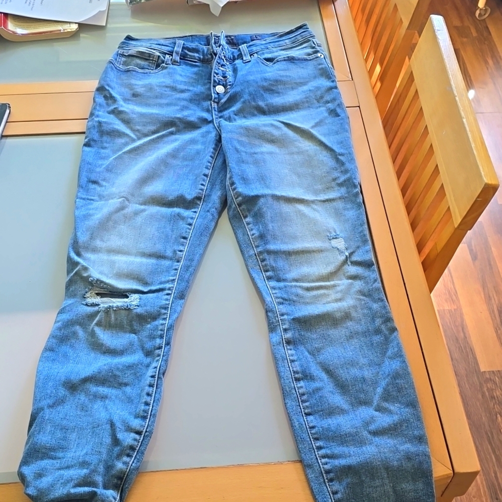 Lucky brand skinny distressed high waisted jeans